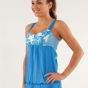 Lululemon back on track tank